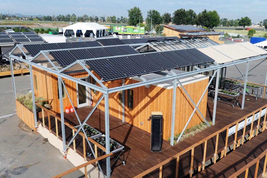solar powered grow room