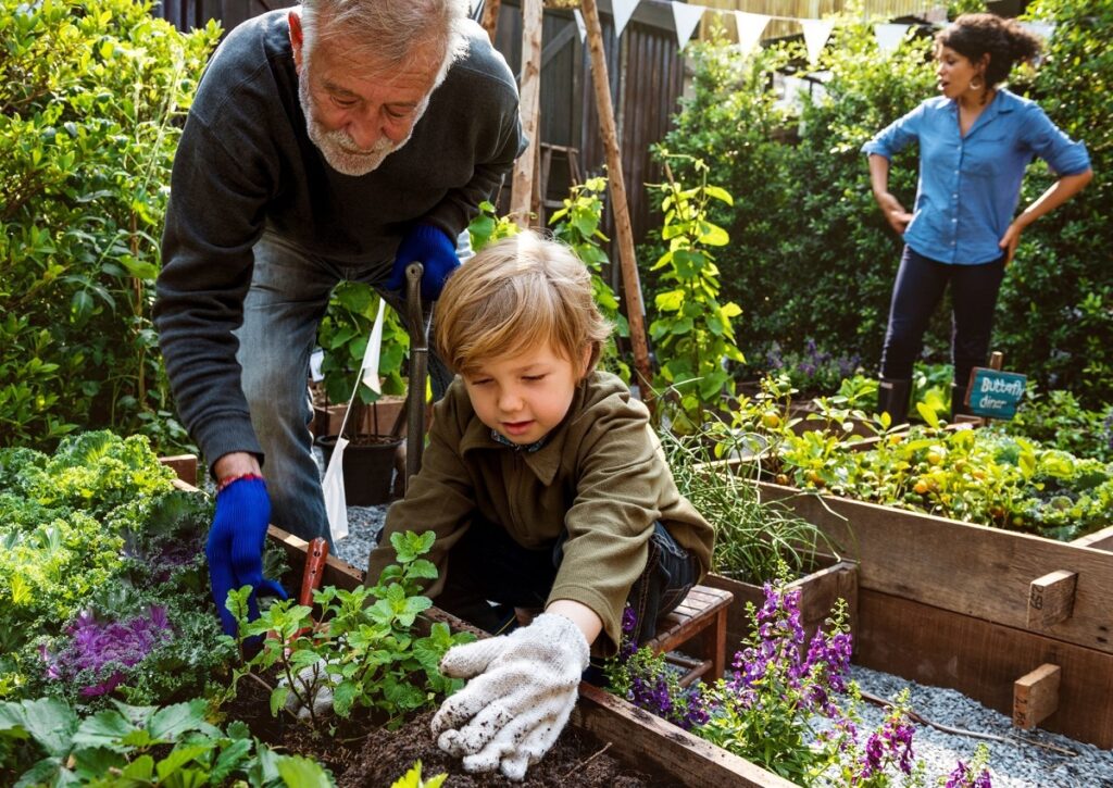 benefits and challenges of worm composting